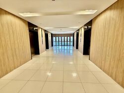 111 Somerset (D9), Office #527519481